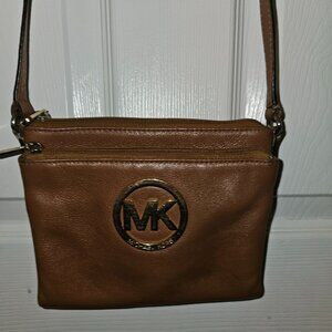 Michael Kors Fulton Crossbody Leather Bag in Tan